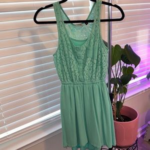 5/$20 Minty green mini dress- Has pockets! :)